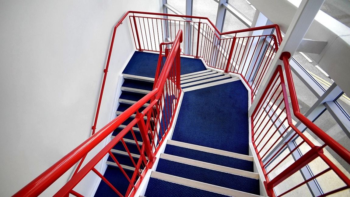 steel staircase modern